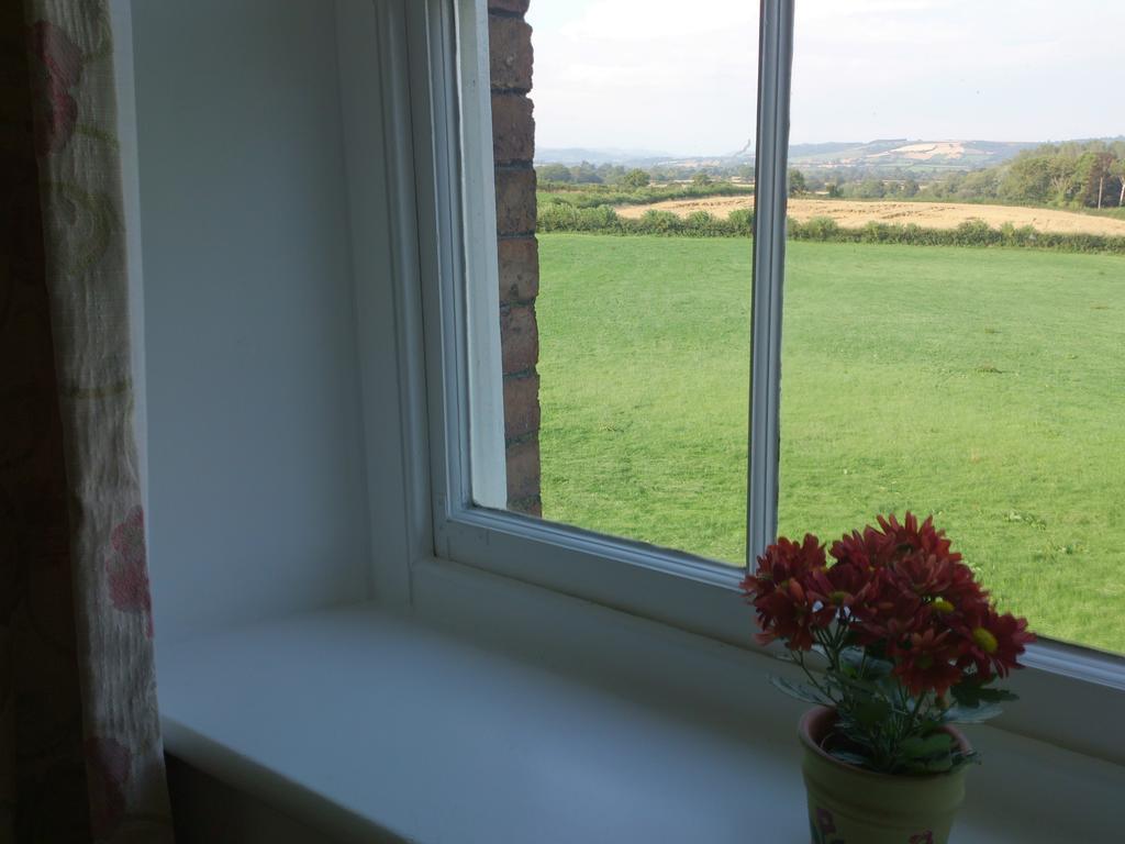 Upper Letton Farm Bed and Breakfast Leintwardine Δωμάτιο φωτογραφία
